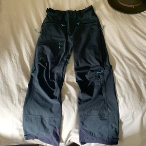 Flylow Women’s Donna Ski Pant - BRAND NEW